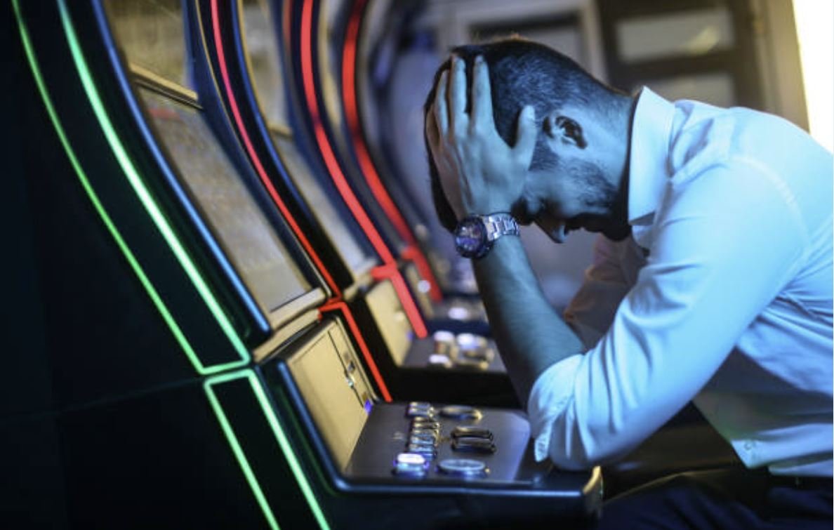 Las Vegas Casinos Make Losing Even More Likely By The Shifting Odds