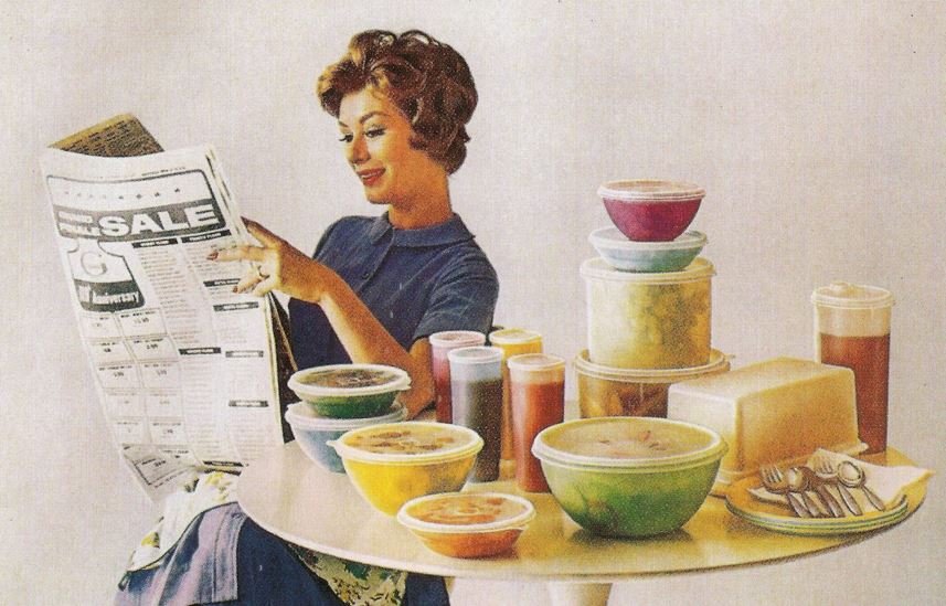 The Death of Tupperware, a Luxury Airline For Dogs and Why Amazon eBooks Are Such Garbage issue artwork