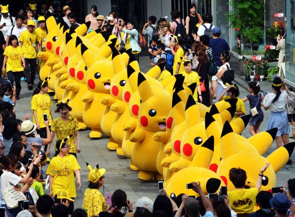 Quiet Dominance of Pokemon Go, How Superfans Ruin Movies and Leftover Food issue artwork