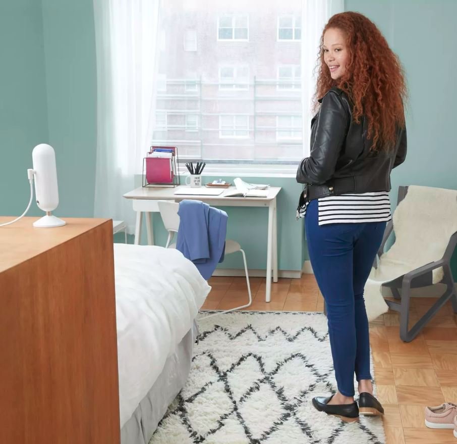 How Convenience Is Transforming Dating, Fast Food, Fashion And More issue artwork