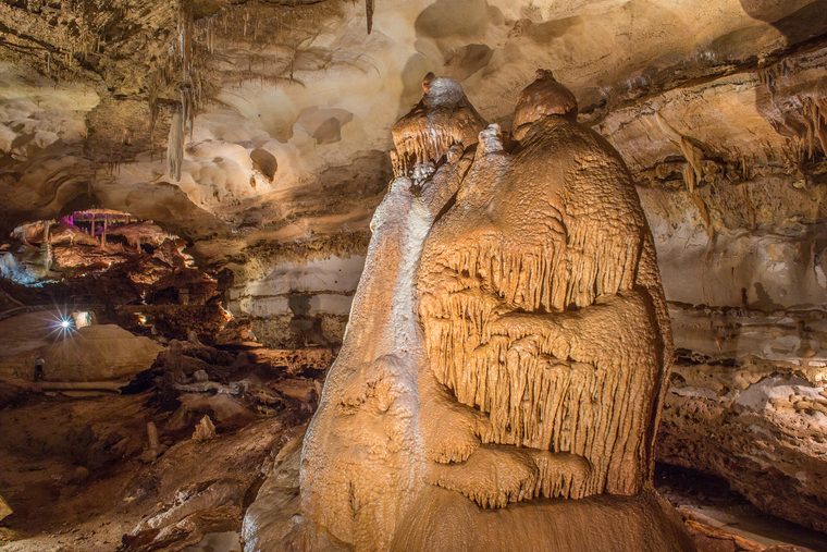 Show Caves & Caverns