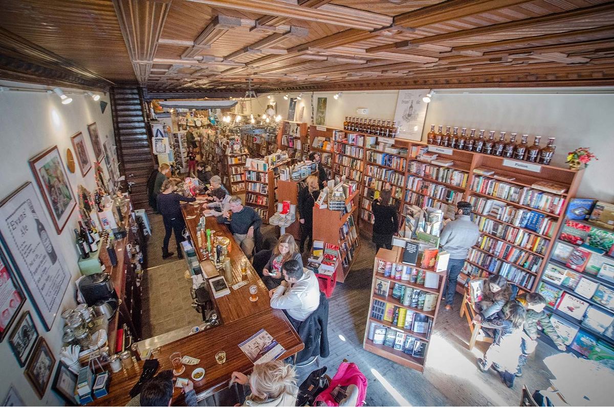 The Spotty Dog Books & Ale