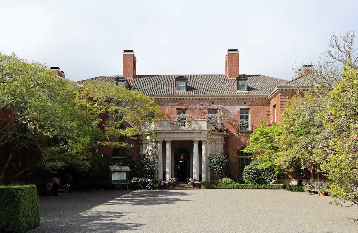 Filoli Center