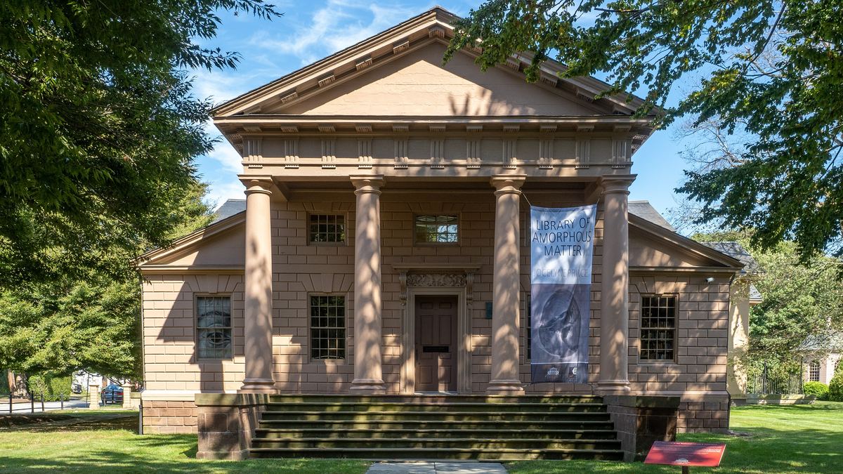 The Redwood Library and Athenaeum